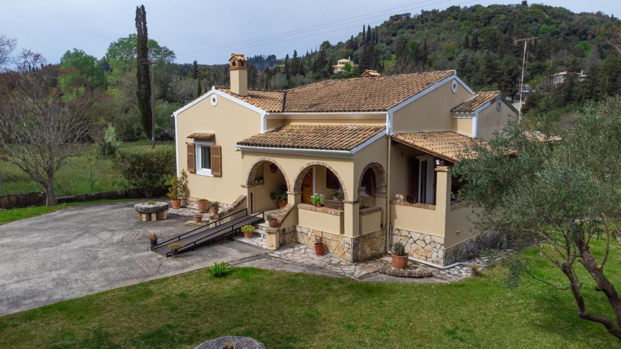 Villa Haris Γαζάτικα Εξωτερικό φωτογραφία